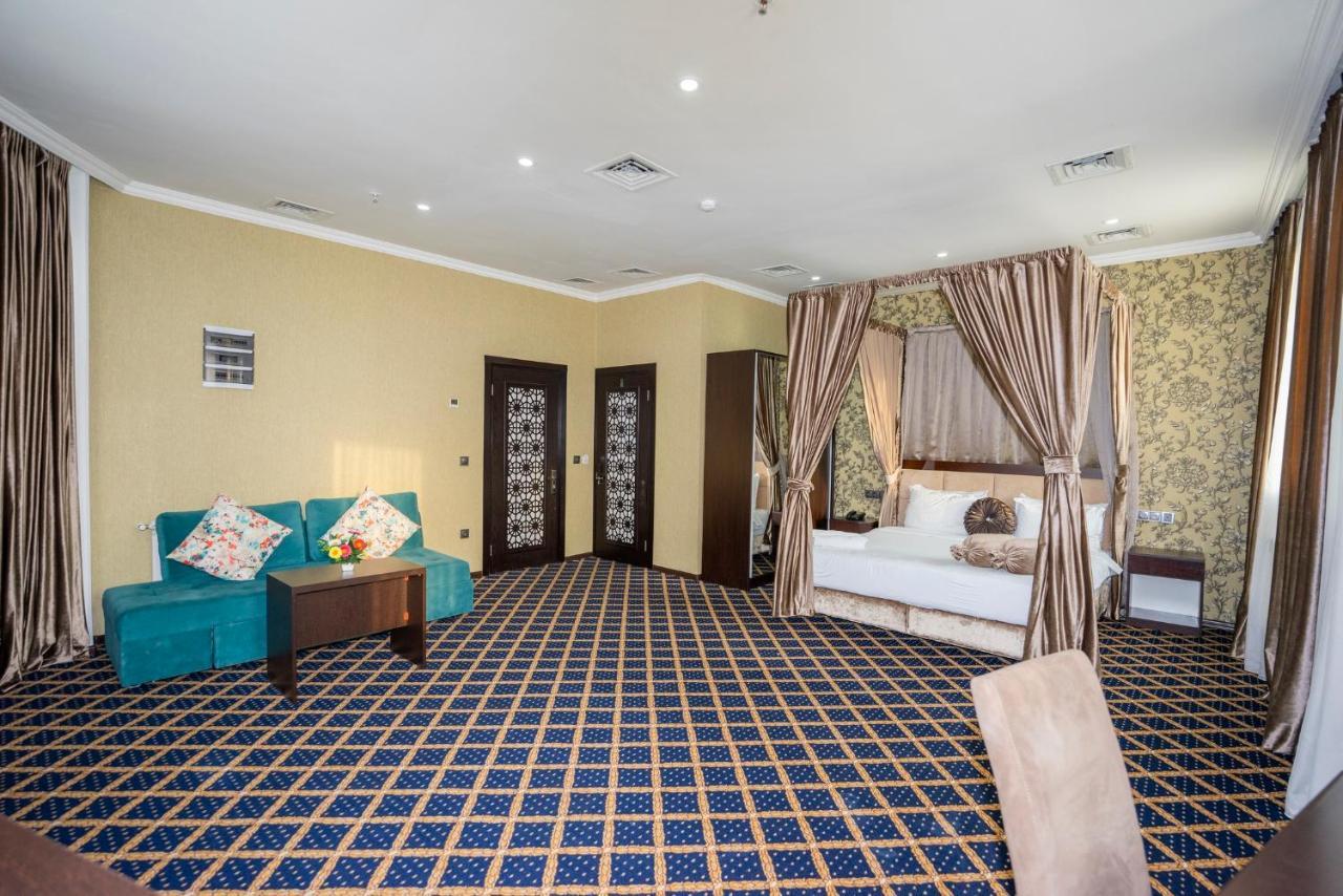 Corniche Hotel Баку Екстериор снимка